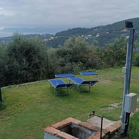 La Tana Del Berue Varazze